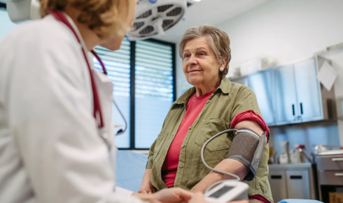 Understanding High Blood Pressure: Silent Signs and Daily Control Habits